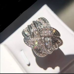 sale!Zircon Platinum Plated ring
